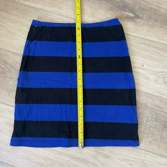 Striped mini skirt - Picture 8 of 9